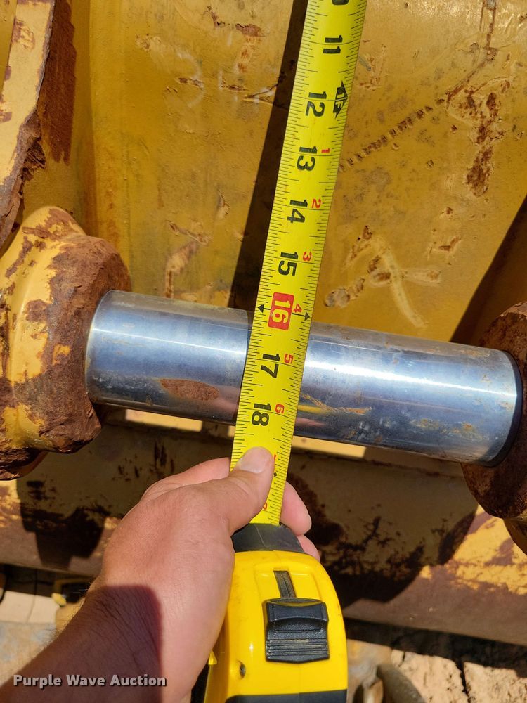 image for item DX7048 Caterpillar 48