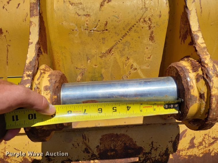 image for item DX7048 Caterpillar 48