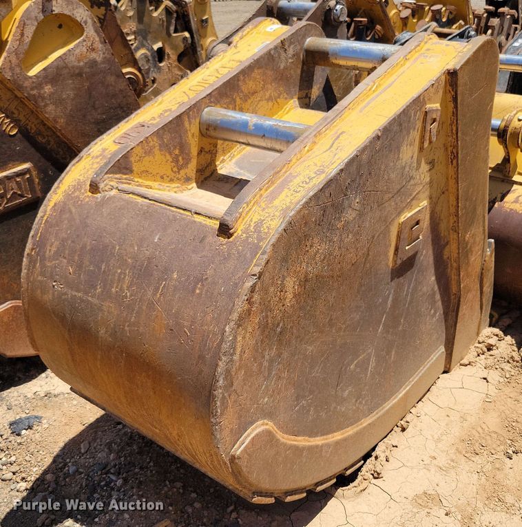 image for item DX7049 Rockland excavator bucket