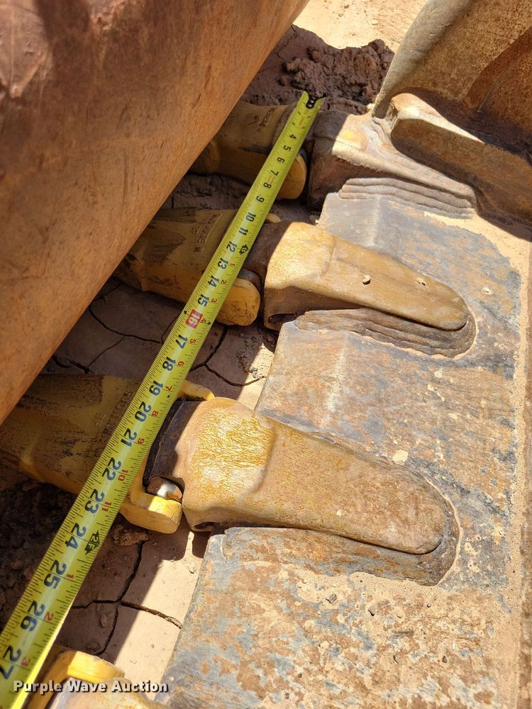 image for item DX7049 Rockland excavator bucket