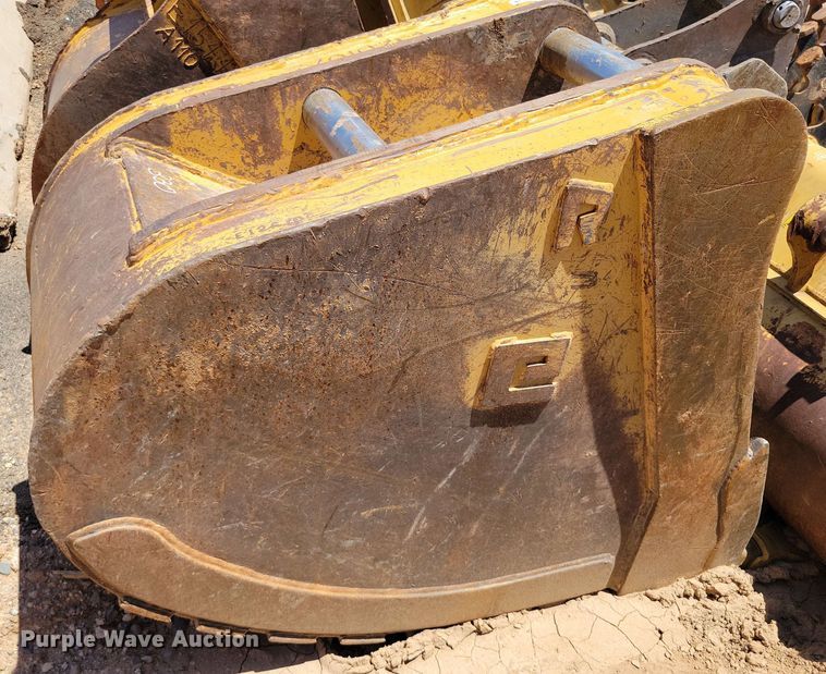 image for item DX7049 Rockland excavator bucket