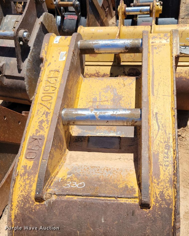 image for item DX7049 Rockland excavator bucket