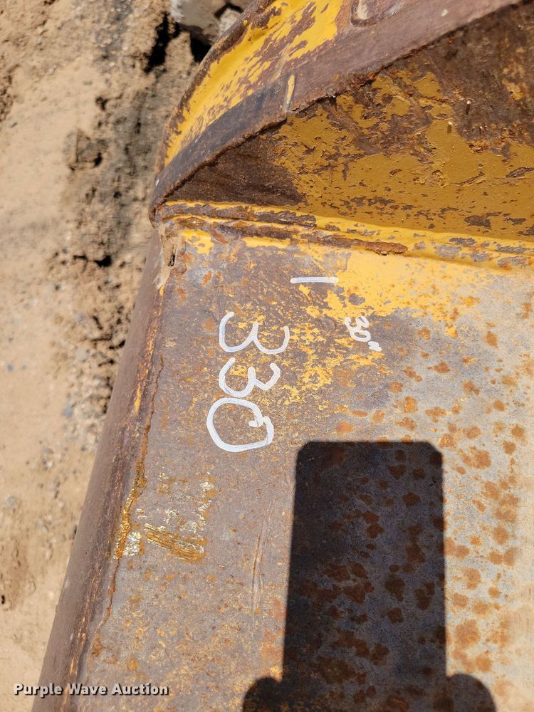 image for item DX7049 Rockland excavator bucket