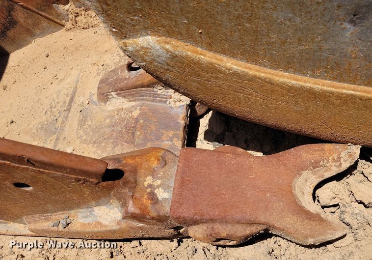 image for item DX7050 Caterpillar 30