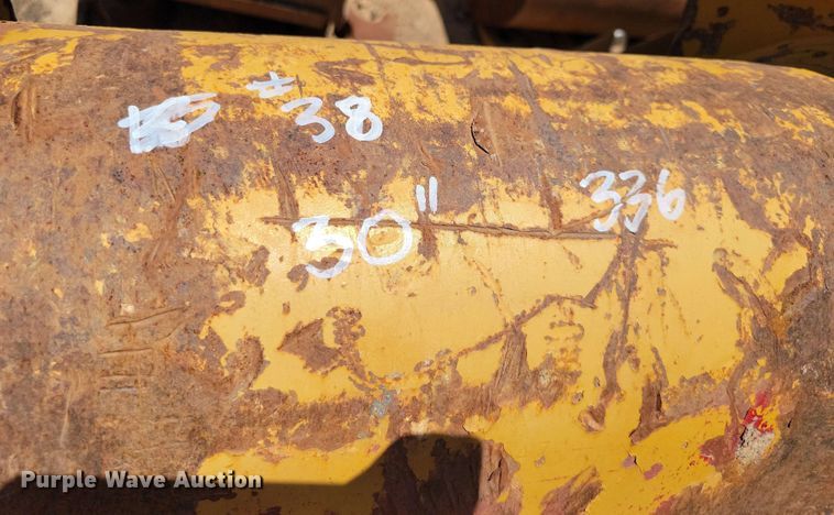 image for item DX7050 Caterpillar 30