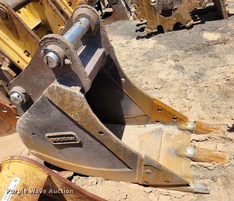 image for item DX7051 Doosan 24