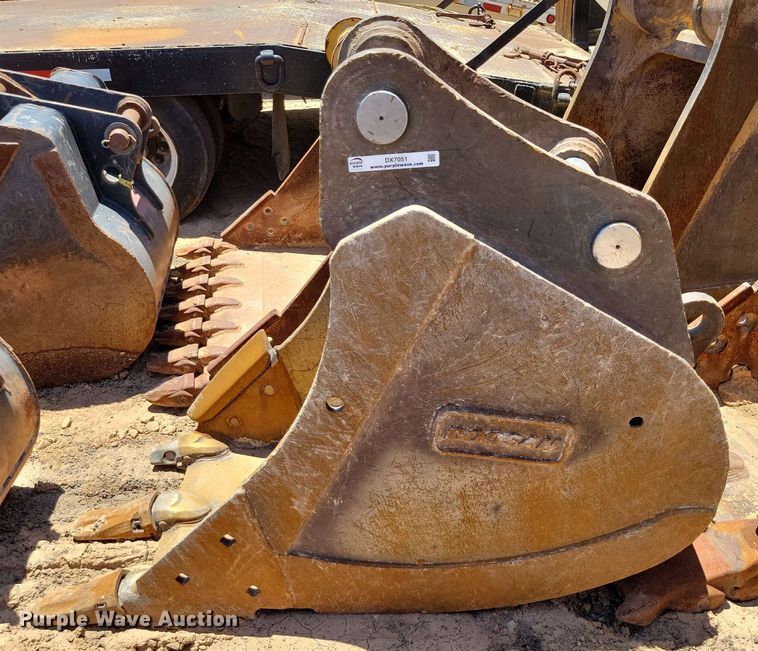 image for item DX7051 Doosan 24