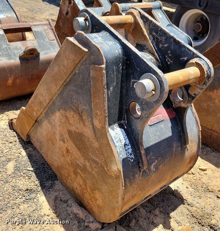 image for item DX7052 Caterpillar 24