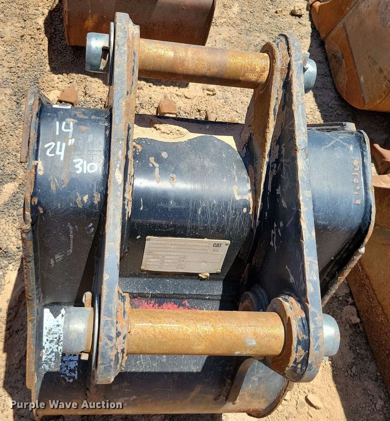 image for item DX7052 Caterpillar 24