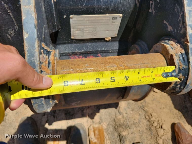 image for item DX7052 Caterpillar 24