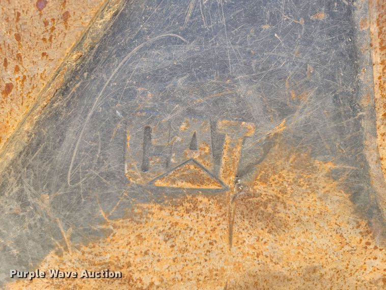 image for item DX7052 Caterpillar 24