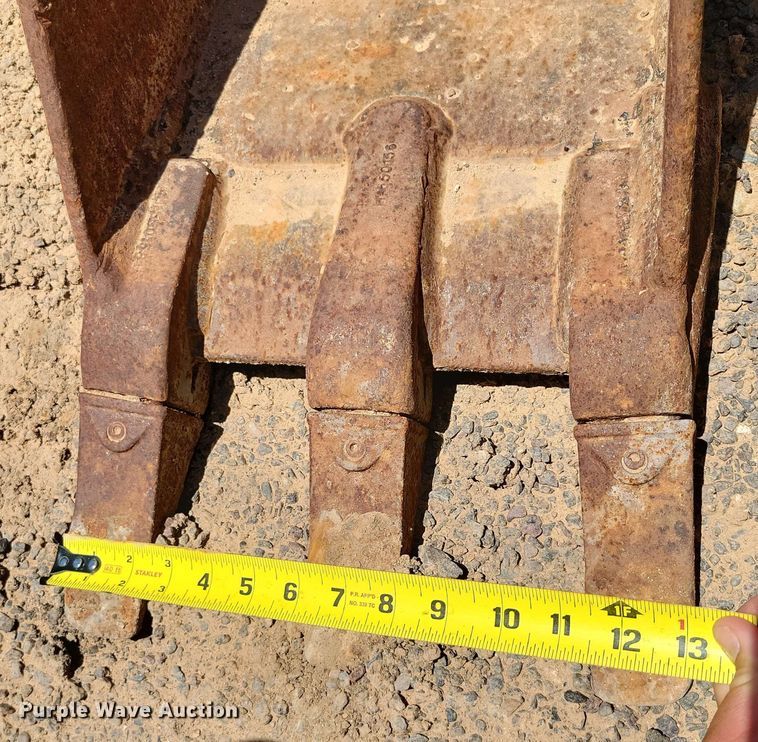 image for item DX7056 Kubota K7917 mini excavator bucket