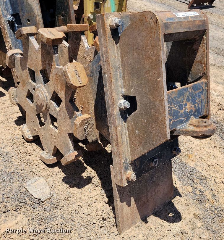 image for item DX7057 Caterpillar 22