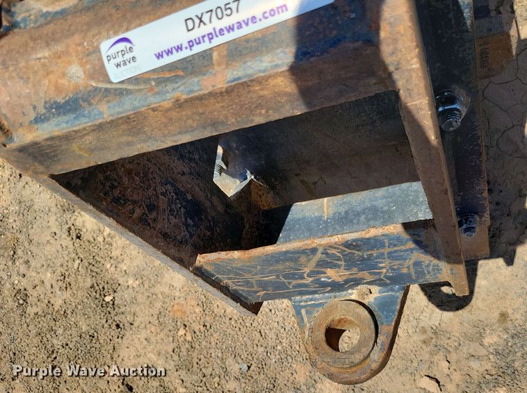 image for item DX7057 Caterpillar 22