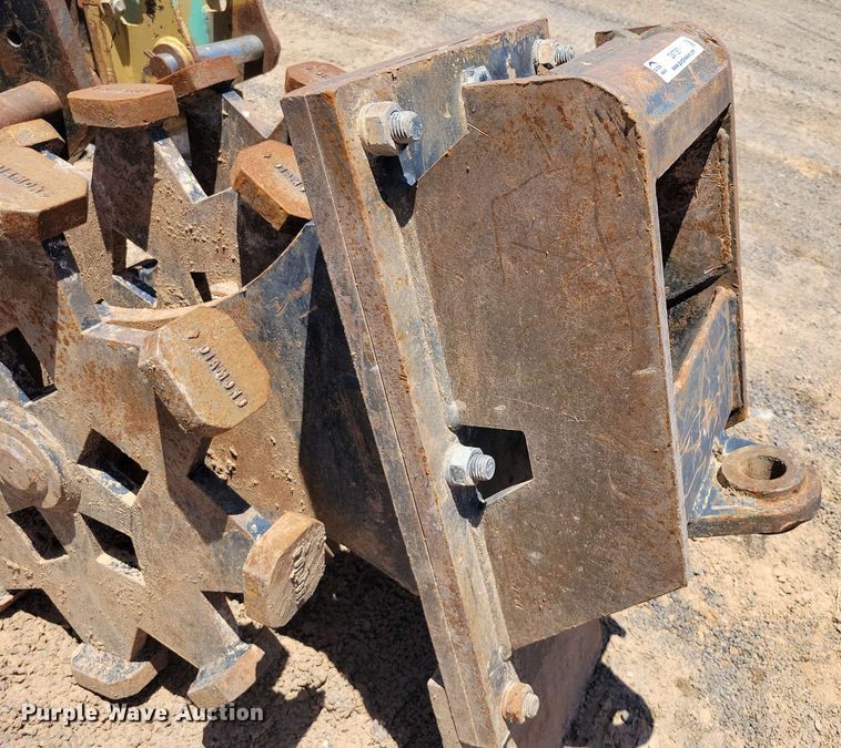 image for item DX7057 Caterpillar 22