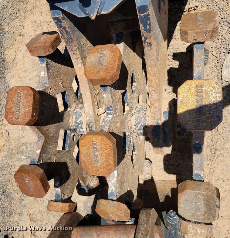 image for item DX7057 Caterpillar 22