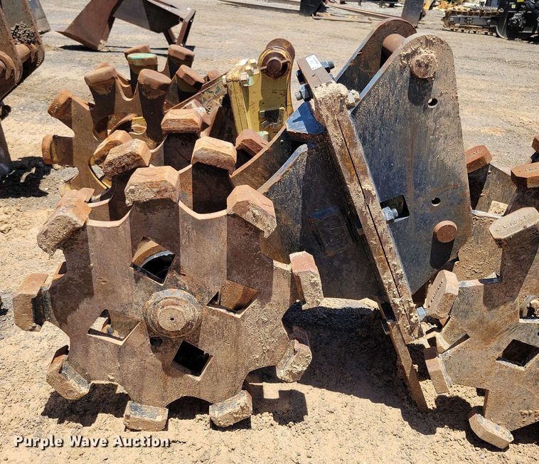 image for item DX7058 Caterpillar 22