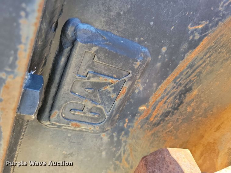 image for item DX7058 Caterpillar 22