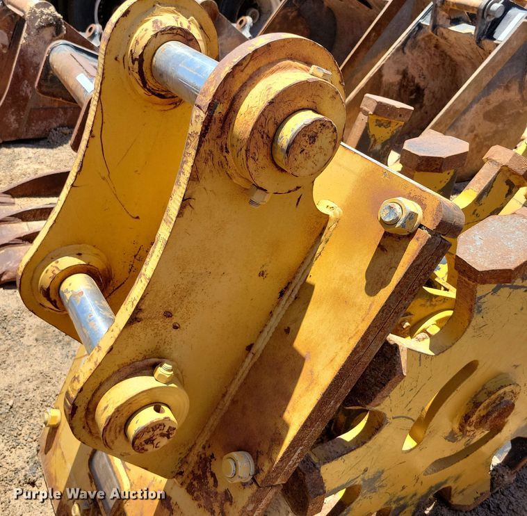 image for item DX7059 Rockland 24