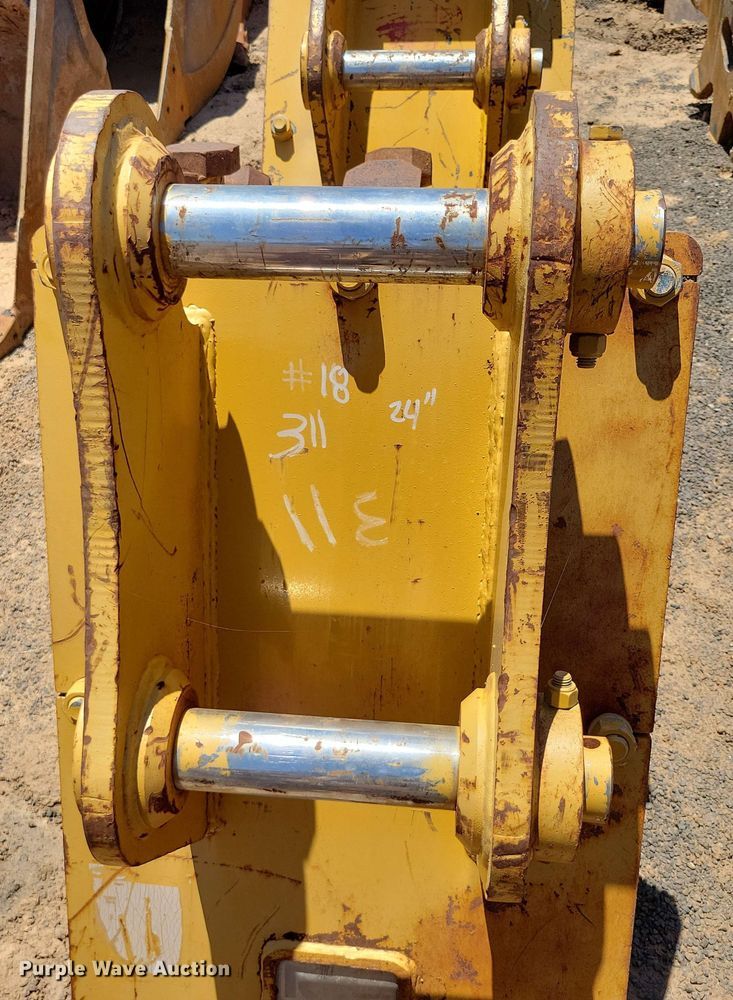 image for item DX7059 Rockland 24