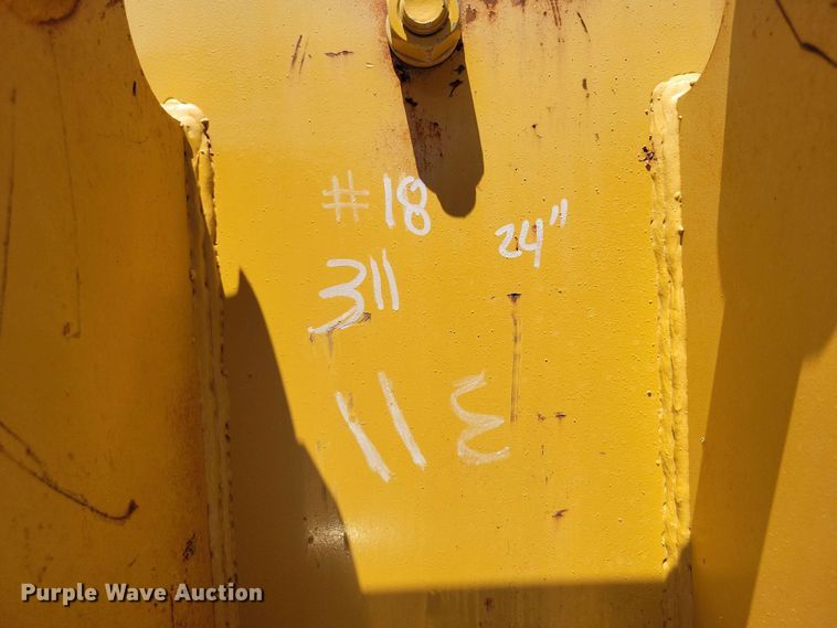 image for item DX7059 Rockland 24