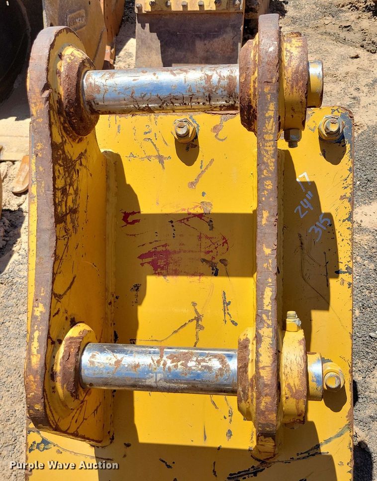 image for item DX7060 Rockland 24