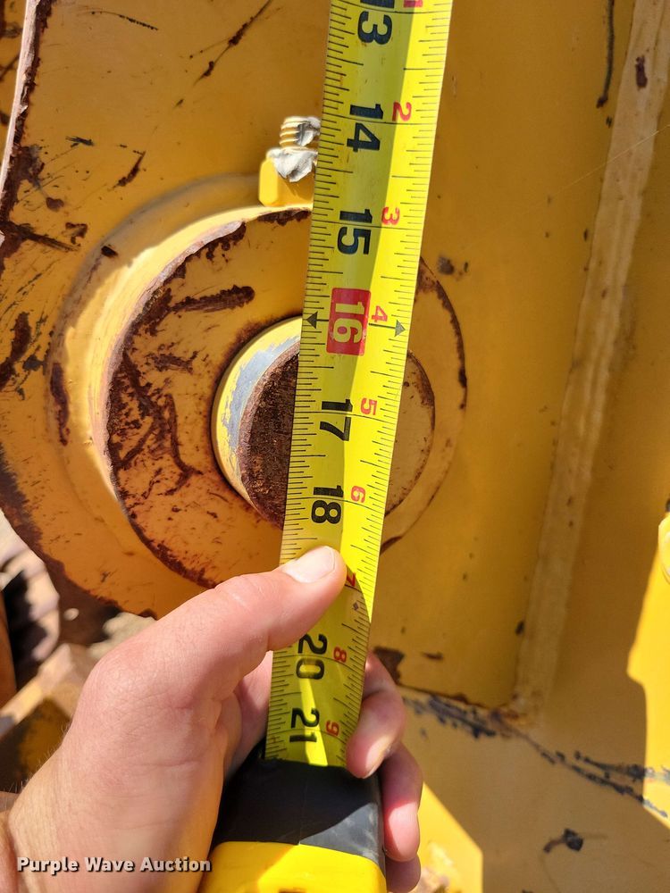 image for item DX7060 Rockland 24