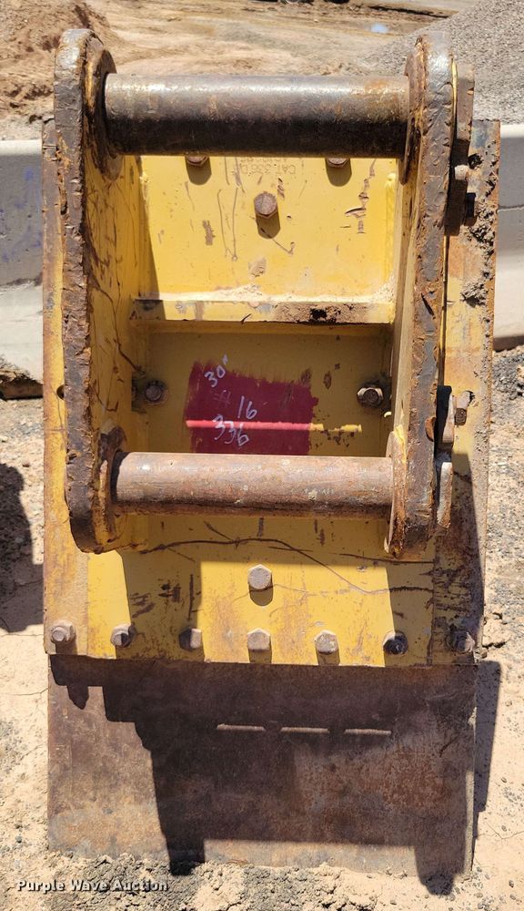 image for item DX7061 Caterpillar 30