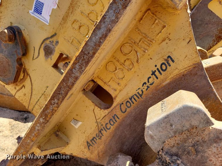 image for item DX7061 Caterpillar 30