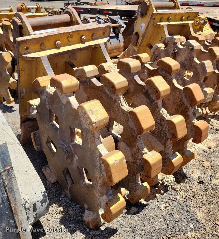 image for item DX7062 Caterpillar 36