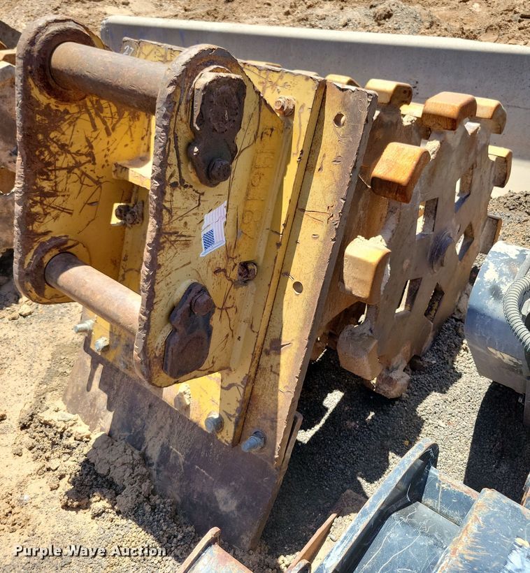 image for item DX7062 Caterpillar 36