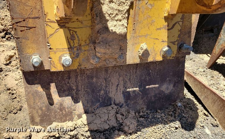 image for item DX7062 Caterpillar 36