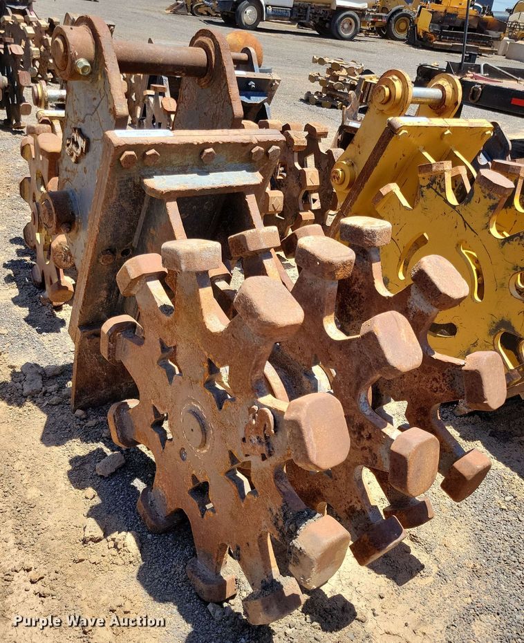 image for item DX7064 SUI 24EXCS compaction wheel