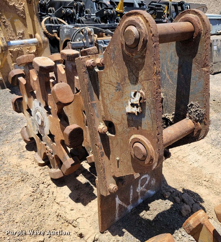 image for item DX7064 SUI 24EXCS compaction wheel