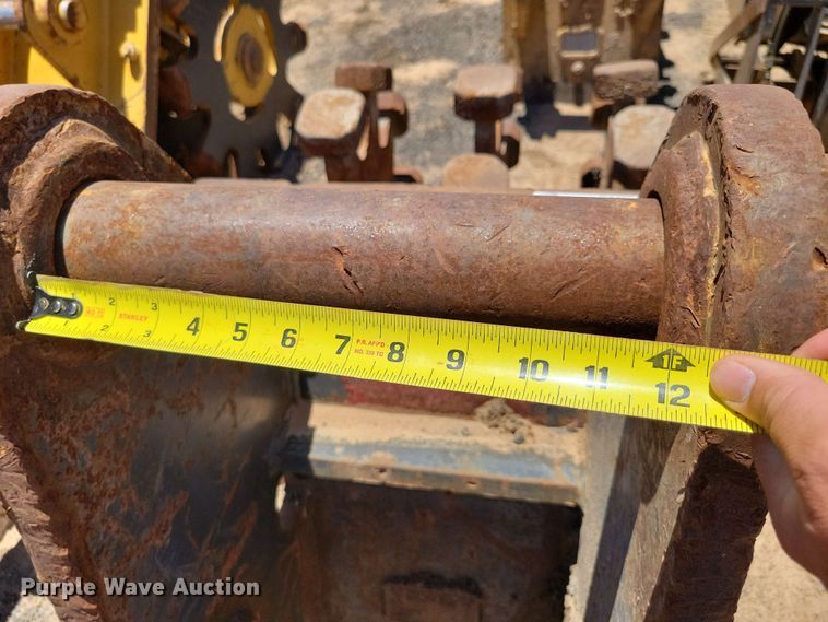 image for item DX7064 SUI 24EXCS compaction wheel