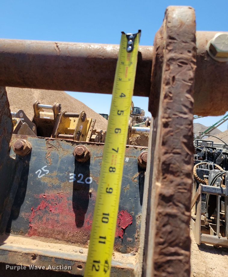 image for item DX7064 SUI 24EXCS compaction wheel