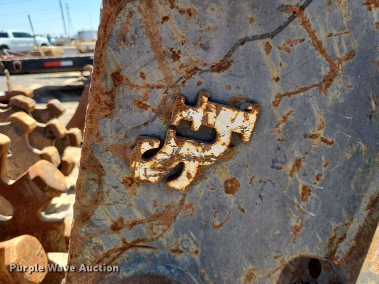 image for item DX7064 SUI 24EXCS compaction wheel