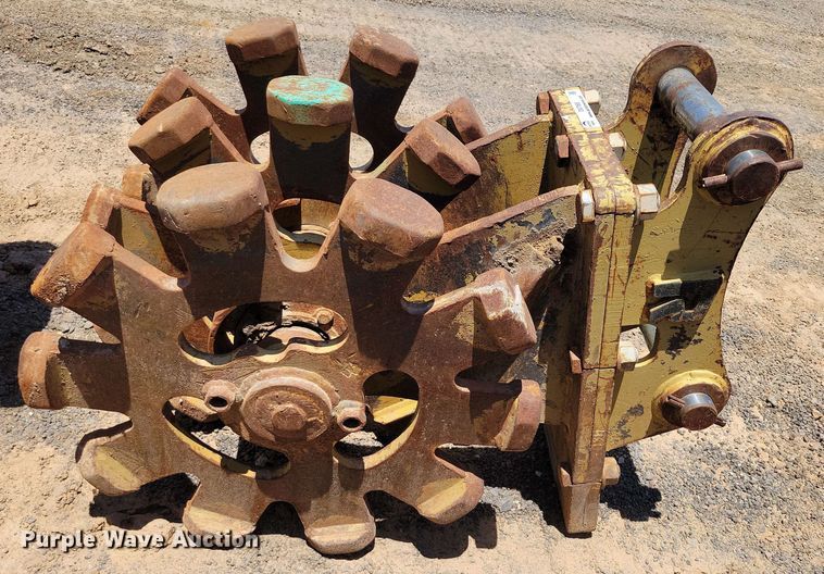 image for item DX7065 Rockland CAT450F compaction wheel