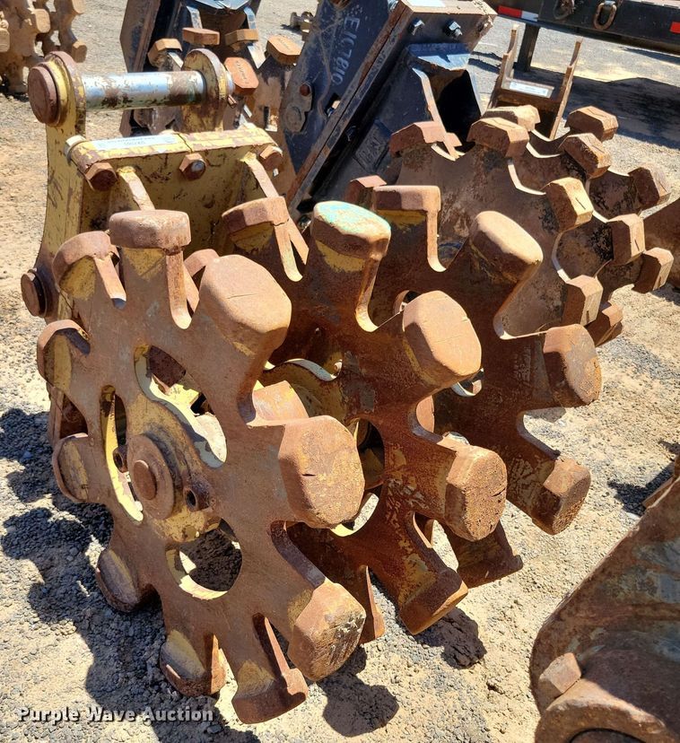 image for item DX7065 Rockland CAT450F compaction wheel