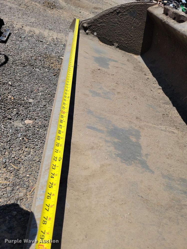 image for item DX7067 Caterpillar 86