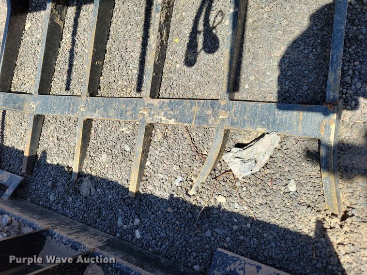 image for item DX7068 2024 GIYI 42