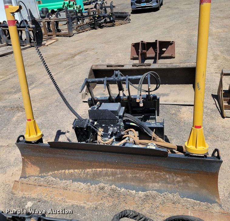 image for item DX7069 Caterpillar 91