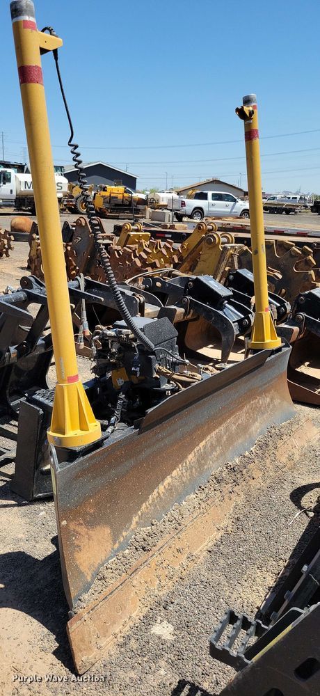 image for item DX7069 Caterpillar 91