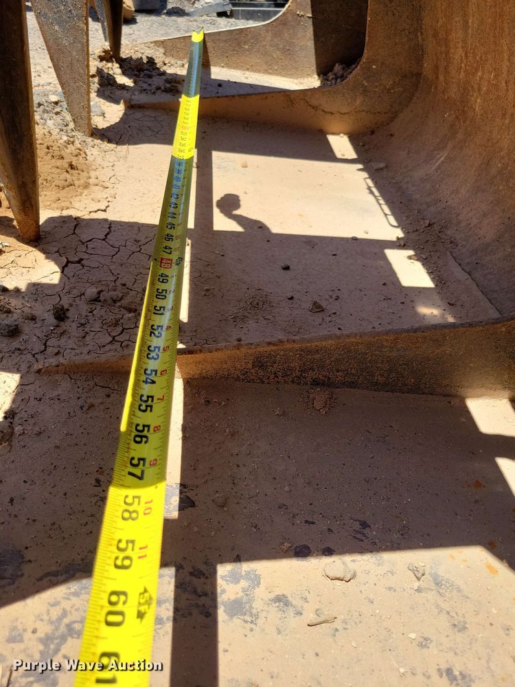 image for item DX7070 Caterpillar 67