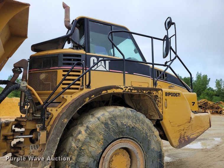 image for item DX7103 2006 Caterpillar 740 articulated haul truck