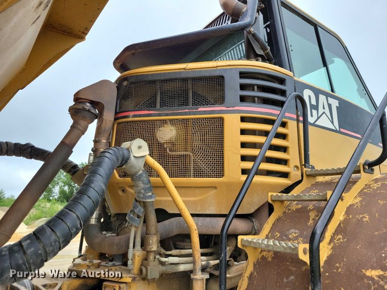 image for item DX7103 2006 Caterpillar 740 articulated haul truck