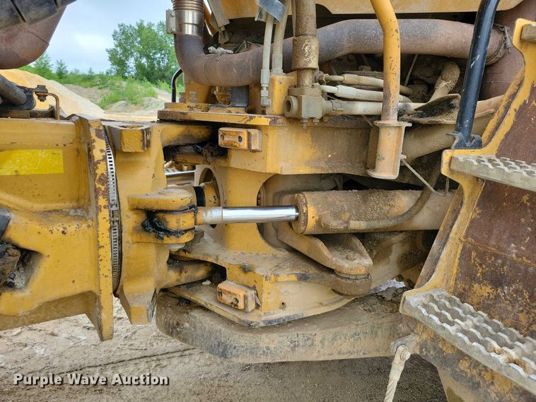 image for item DX7103 2006 Caterpillar 740 articulated haul truck
