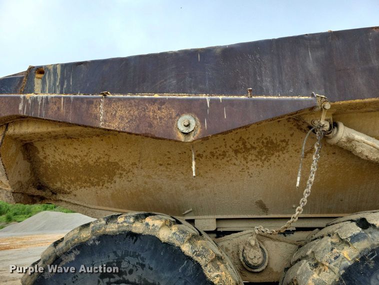 image for item DX7103 2006 Caterpillar 740 articulated haul truck