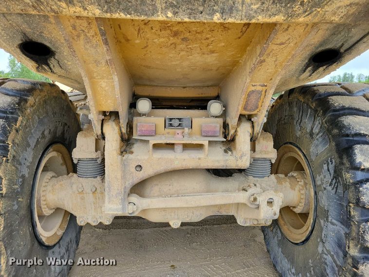 image for item DX7103 2006 Caterpillar 740 articulated haul truck