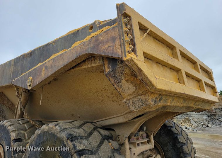 image for item DX7103 2006 Caterpillar 740 articulated haul truck